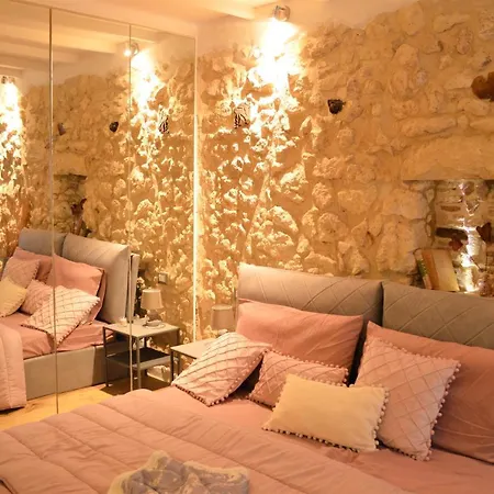 Domu 600 - Mini Centro Storico *