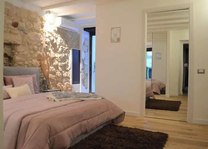 Domu 600 - Mini Centro Storico *